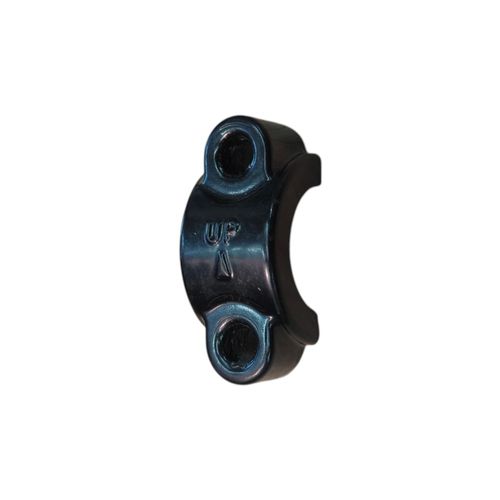 ABRAZADERA BOMBA FRENO DELANTERO-525