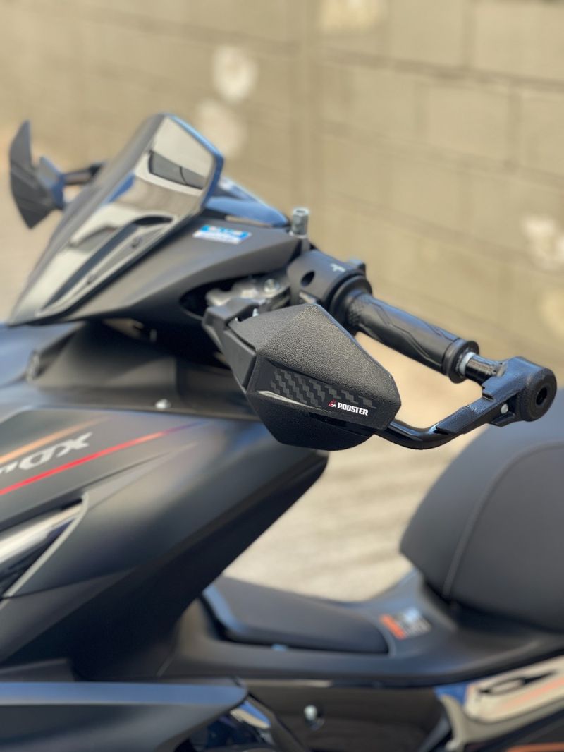 HAND-SAVER-URBAN-PARA-AEROX
