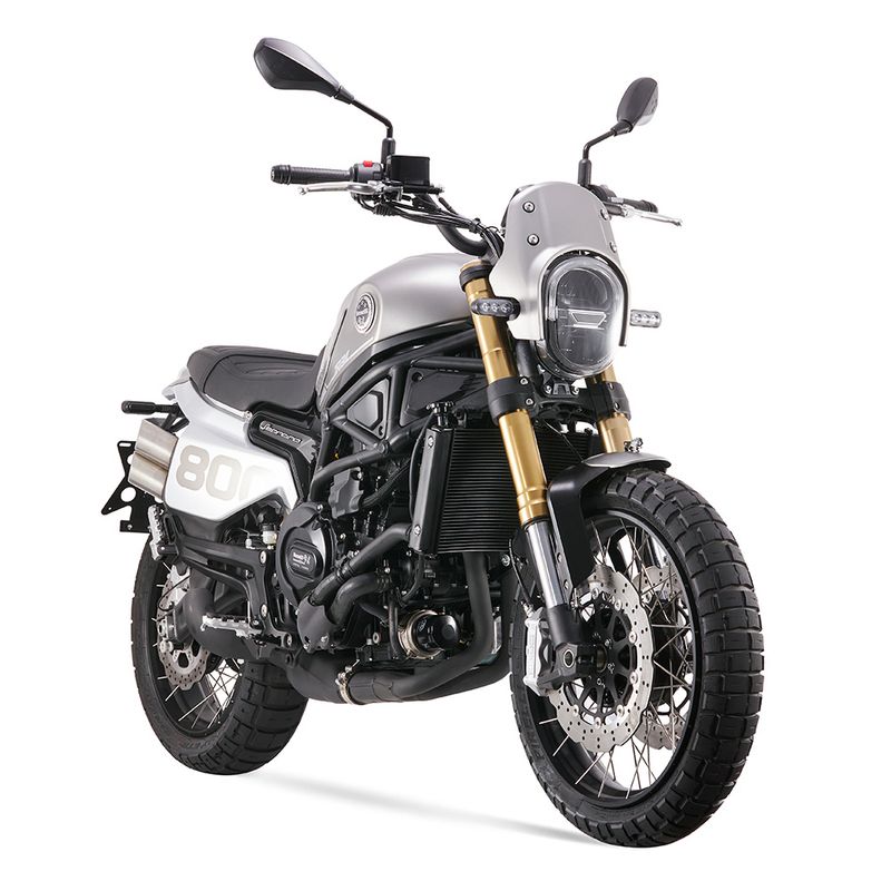 benelli-leoncino-800-trail-foto02