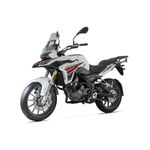 benelli-trk-251-blanca-2025-foto8.jpg