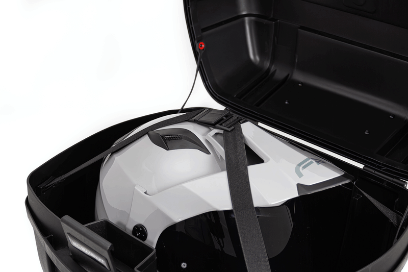 MALETA-PLASTICA-ELEMENT-37-LITROS-NEGRA---UN-CASCO